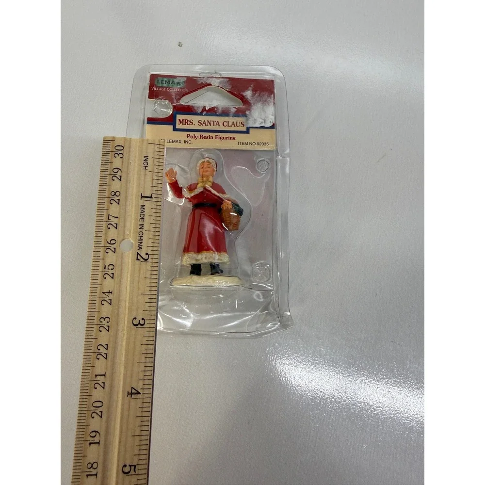 Lemax Village Collection Mrs Santa Claus Figurine 1999 Vintage 92335 Red Dress